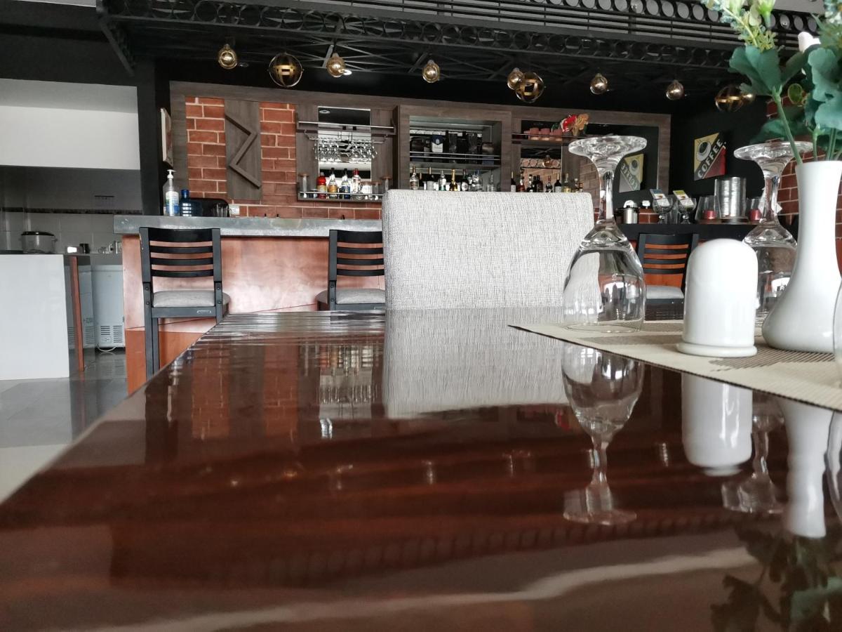 Murano Hotel Moyobamba Extérieur photo