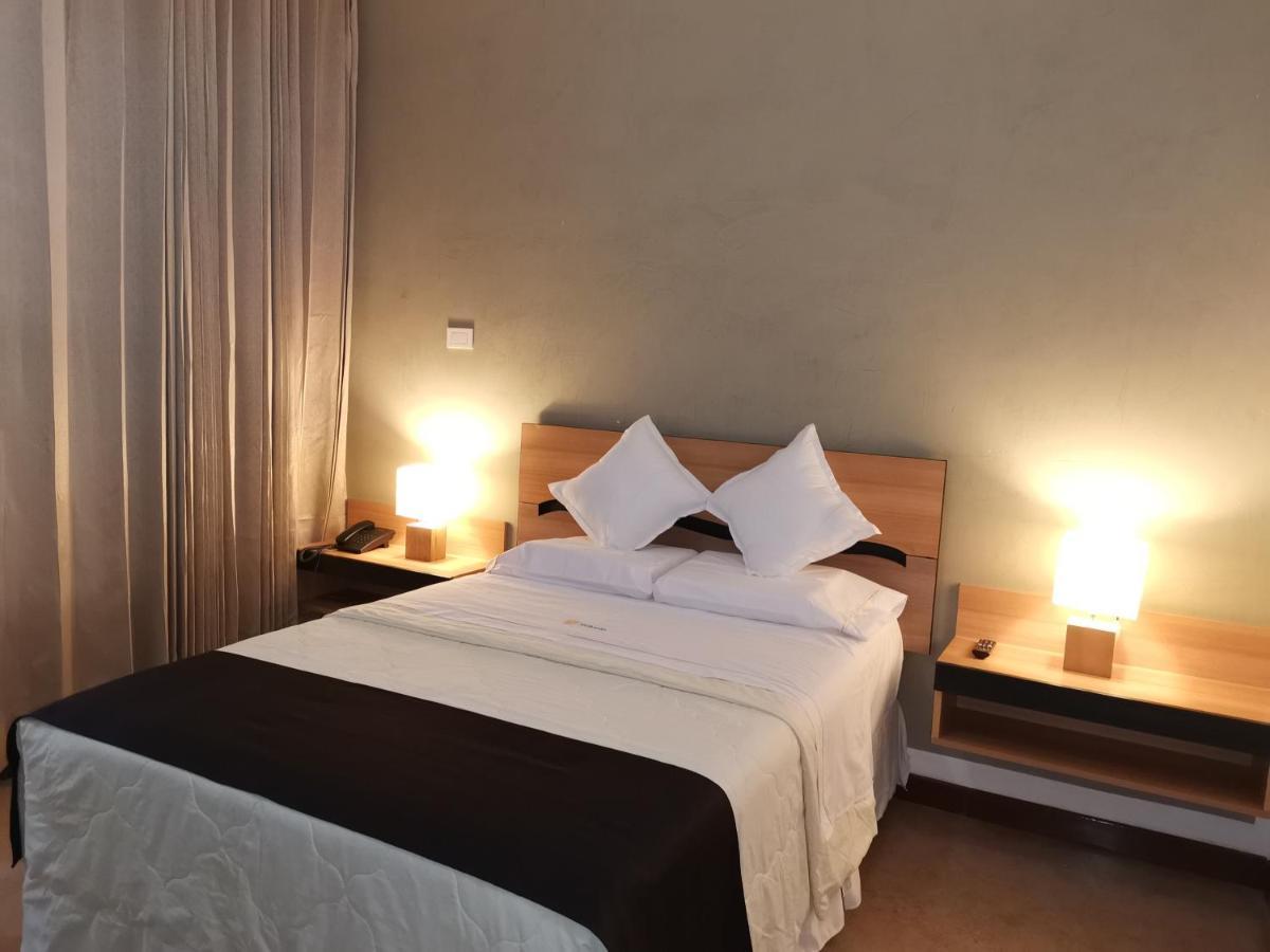 Murano Hotel Moyobamba Extérieur photo